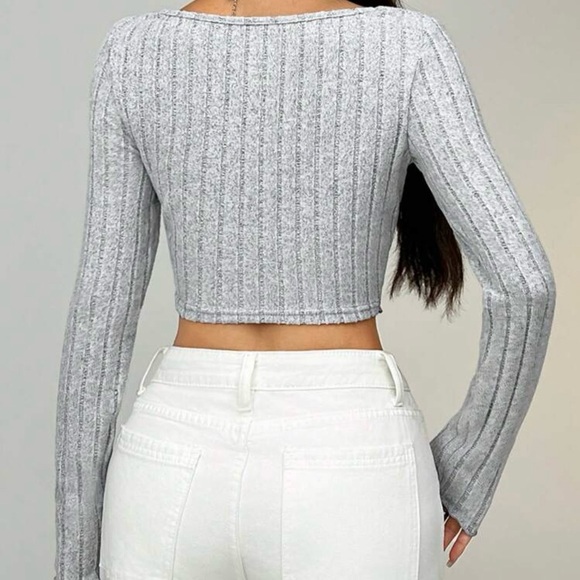 Gray Ribbed Twist Front Top - Picture 2 of 2